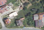 Großzügiges Wohnhaus mit zwei Einheiten, Garten &amp; Baugrundstück im Kurort Bad Tatzmannsdorf