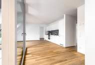 ERSTBEZUG - Helle 2-Zimmer-Dachgeschoss-Wohnung mit Loggia - verfügbar ab Oktober 2026