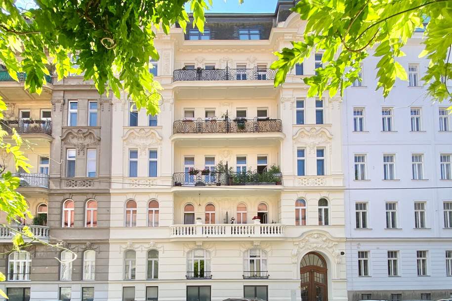 Entzückende Garconnière mit unverbaubarem Parkblick im prachtvollen Gründerzeithaus, Gewerbeobjekt-kauf, 220.000,€, 1020 Wien 2., Leopoldstadt