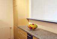 Traumhafte 2-Zimmer-Wohnung mit eigenem Tiefgaragenplatz