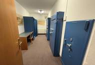 GELEGENHEIT MIT ENTWICKLUNGSCHANCE: EHEMALIGE ZENTRALE DER RAIFFEISENBANK WAGRAM-SCHMIDATAL SUCHT EINEN NEUEN EIGENTÜMER MIT KREATIVITÄT