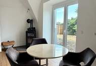 Elegantes, komplett saniertes Anwesen mit weitläufigem Grundstück (Provisionsfrei)