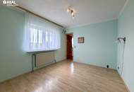 Einfamilienhaus mit Entwicklungspotenzial und attraktivem Weitblick