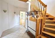 Lichtdurchflutetes, familienfreundliches Traumhaus: 4 Schlafzimmer, Pool, Sauna und Gartenidylle