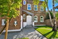 BACKSTEINBAU MIT HAUSCHARAKTER FRISCH SANIERTE 4-ZIMMER FAMILIENWOHNUNG, SOFORT BEZUGSFERTIG