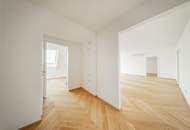 Dacherstbezug - 5 Zimmer - Großzügige Familienresidenz mit Balkon und Masterbereich