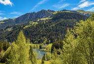 Einzigartiges Anwesen in Toplage mit Blick auf den Schwarzsee