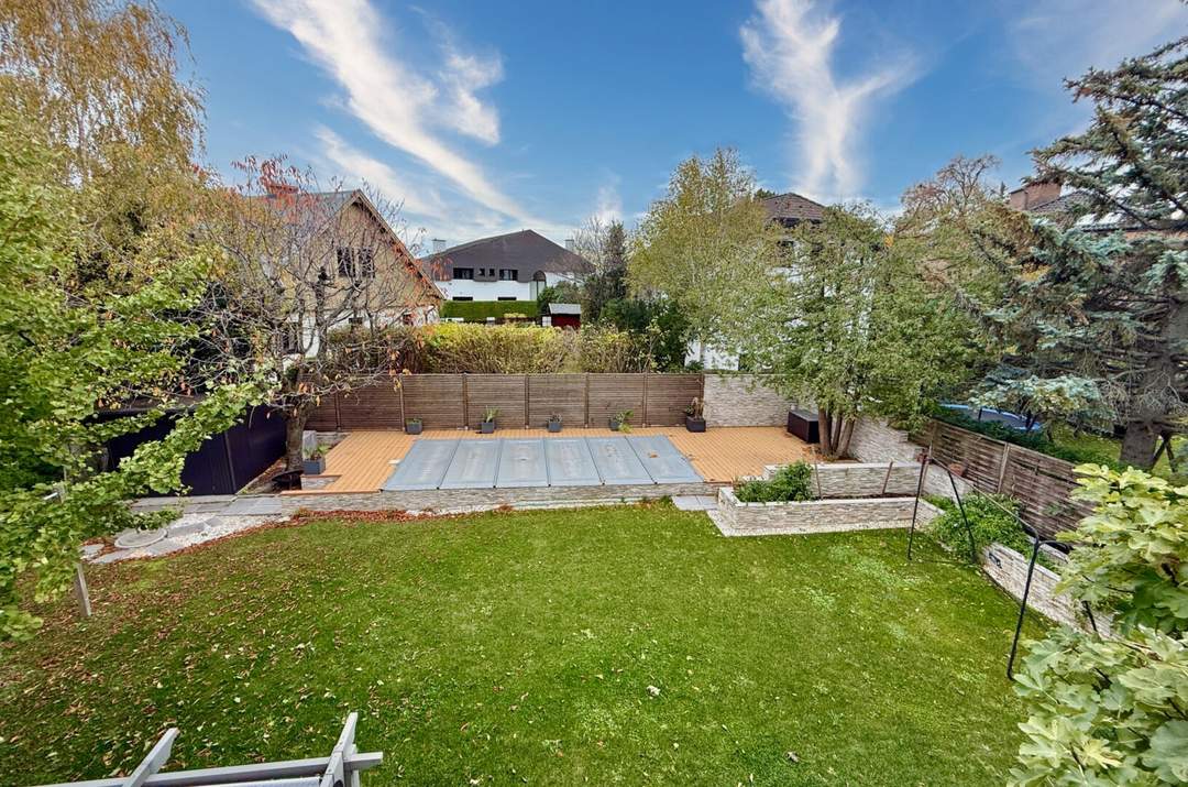 Viel Platz für Ihre Familie: 195 m² Wohnfläche und noch vieles mehr!