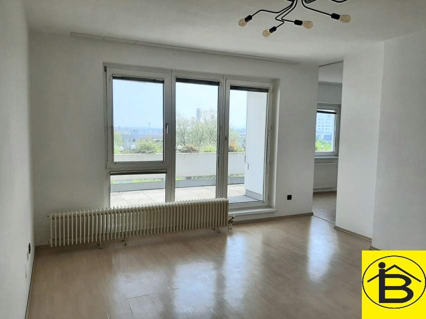 15372 Krankenhausnähe - Wohnen mit großer Terrasse und Loggia