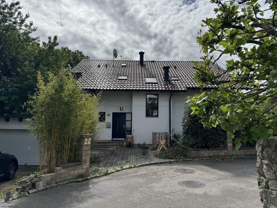 Einfamilienhaus mit Büro, 2 Terrassen und hochwertiger Ausstattung &amp; Pool in Gablitz