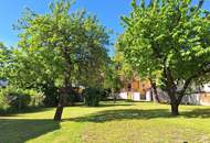 Mehrparteienhaus mit 4 Wohneinheiten und schönem Garten!