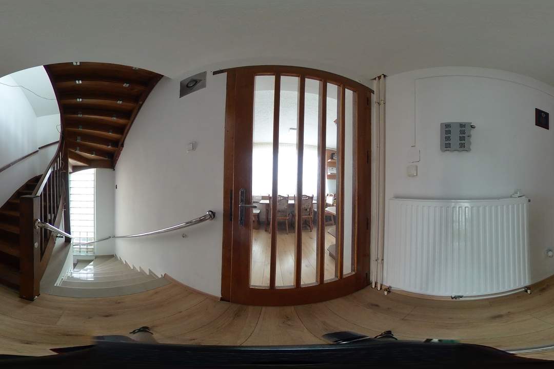 "Ein Haus für Generationen – Raum für Familie, Arbeit & Leben"