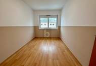 FAMILIENTRAUM IM NEUBAU MIT GROSSER DACHTERRASSE &amp; 2 TIEFGARAGEN