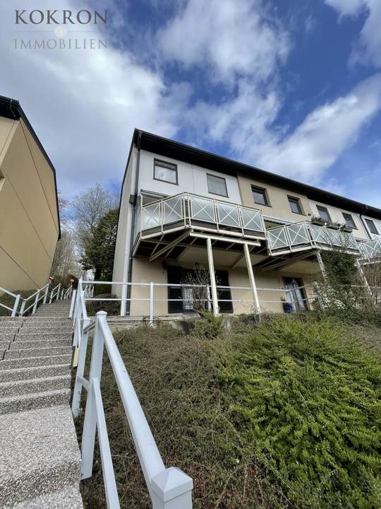 Charmantes Reihenhaus in 1140 Wien – 5 Zimmer, Garten und Terrasse erwarten Sie!