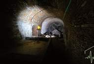 Sanierungsbedürftiges Stadt-/Winzerhaus mit großem Weinkeller in Weißenkirchen