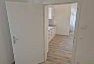 WUNDERSCHÖN SANIERTER 2-ZIMMER-ALTBAU *ERSTBEZUG NACH KATEGORIEANHEBUNG*