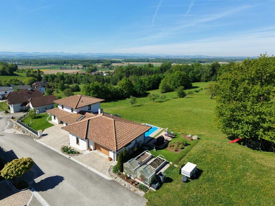 Luxuriöses Einfamilienhaus mit Alpenpanorama – Einziehen & sofort wohlfühlen!