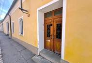 Baugrundstück mit sanierungsbedürftigem Bauernhof, Stallungen und Stadl in ländlicher Lage zu verkaufen.