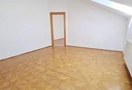 AUGARTEN-NÄHE, FÖRSTERGASSE, klimatisiertes 93 m2 Dachgeschoß, 3 Zimmer, Komplettküche, 2 Bäder, Parketten, Fernblick