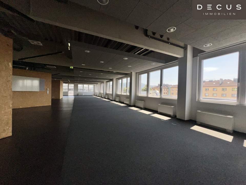Attraktive Büroflächen in toller Lage mit sehr großzügigen Raumhöhen nahe der Donau in LINZ