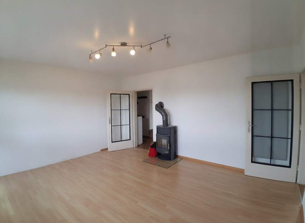 Geräumige 3,5-Zimmer-Wohnung mit Balkon und Garten in Allentsteig