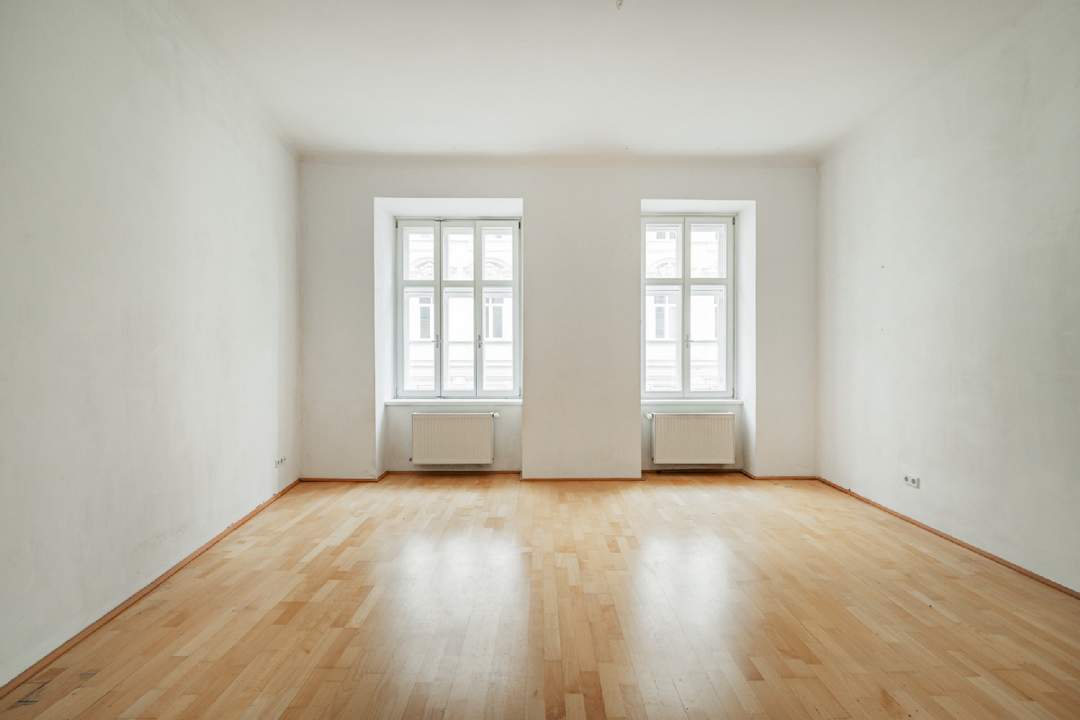 Sanierte 2-Zimmer-Wohnung in charmantem Stilaltbau in Bestlage des 5. Bezirks