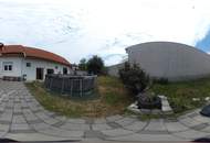 Einfamilienhaus mit ebenerdigem Garten und Nebengebäude - beleben Sie es zu neuem Leben!