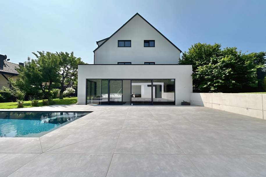 Schicke moderne Villa in Brunner Bestlage mit Skylineblick auf Wien I Salzwasserpool I Designerküche I Lift uvm., Haus-kauf, 1.790.000,€, 2345 Mödling