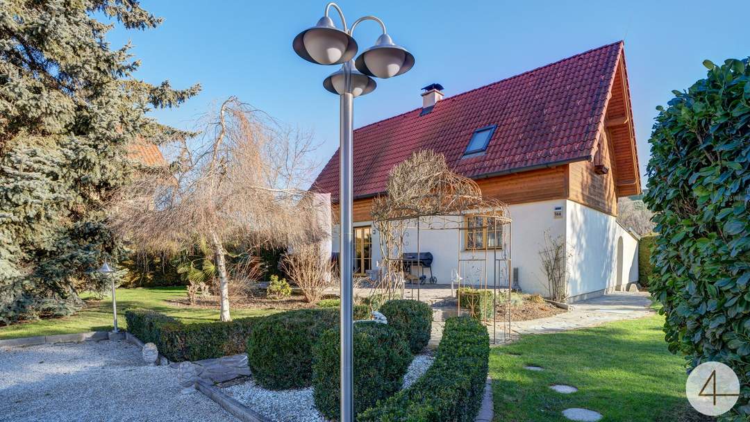 Traumhaftes Einfamilienhaus in Wien mit Terrasse und 2 Stellplätzen