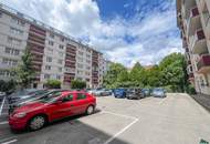 Wohnraum mit Potenzial – großzügige Wohnung mit zwei sonnigen Loggien
