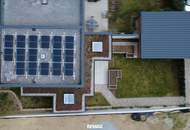 Neuwertige Doppelhaushälfte mit Carport und PV-Anlage in Reichersdorf