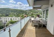 180 Grad Blick über die Hinterbrühl! 4-Zimmer DG Maisonette mit GROSSEN Sonnenterrassen und einem Garten!