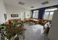 Bürogebäude nahe Haubiversum – Arbeiten mit Ötscherblick