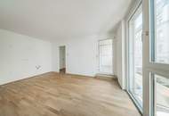 ERSTBEZUG >> bodentiefe Fenster in westseitiger Wohnung mit Loggia >> TOP LAGE