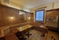 WOHN- UND GESCHÄFTSHAUS ALS GROSSZÜGIGES LANDHAUS MIT GESCHLOSSENEM INNENHOF, WERKSTATT, BÄCKEREI, KAFFEEHAUS UND NEBENGEBÄUDEN