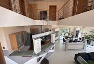 Tolles Zweifamilienhaus mit Einliegerwohnung, sonniger Terrasse, Keller, Doppelgarage und Pool!