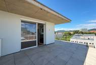 Klimatisierte Penthouse-Wohnung mit Schlossbergblick und großer Terrasse