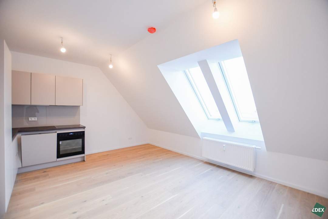 Erstbezug nach Sanierung: Schöne 2-Zimmer-Wohnung mit Top-Anbindung