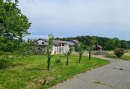 Nebengebäude im Bauland auf einer Bergkuppe in Ruhelage - Obstgarten- Freilandgrundzukauf möglich