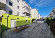 Sofort beziehbar! Neubauwohnung mit neuer Küche, 10m2 Balkon, Parkplatz und Grünblick - Fernwärme