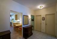 Wohnen mit Reihenhaus-Charakter: 124 m² zzgl. Terrasse & Dachterrasse im Zentrum