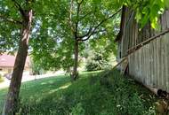 Suchen Sie ein neues Zuhause für sich und Ihre Tiere? Dieses renovierte Bauernhaus mit Nebengebäude und großem Grundstück wartet auf Sie!