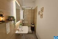 Innenhofruhelage: 2-Zimmer-Altbauwohnung in U-Bahn-Nähe