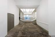 ERSTBEZUG nach Sanierung | Komplett hofseitiges Loft mit Balkon | Raumhöhe bis zu ca. 4,95 m | Büro/Praxis Nutzung und Kurzzeitvermietung möglich