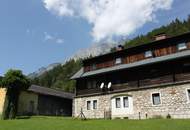 Haupt-, oder Zweitwohnsitz, Touristische Nutzung in Naturlage, Aussicht in die Berge