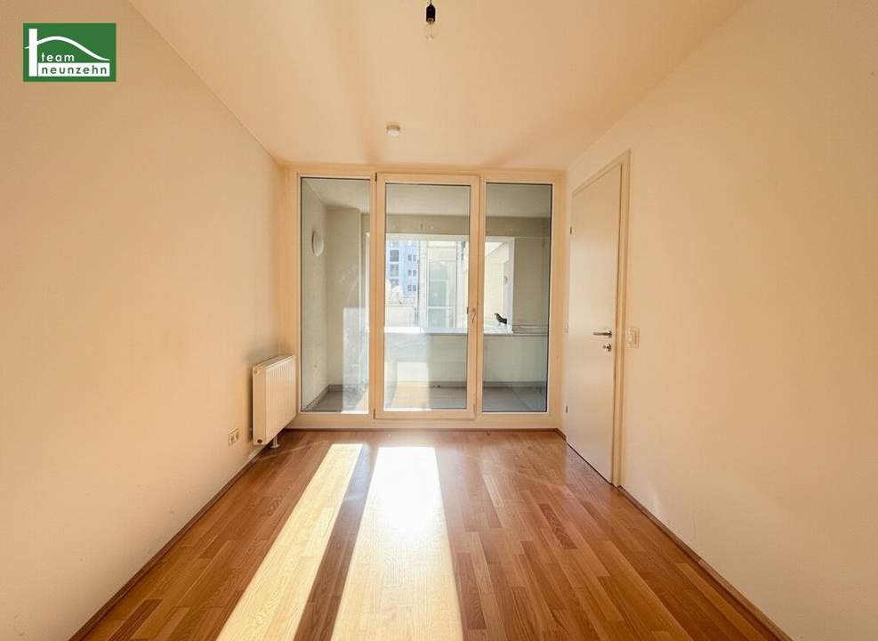 SOMMERAKTION - Wohnen in zentraler Lage in 1100 Wien: 3-Zimmer inkl. Einbauküche und zwei Freiflächen!