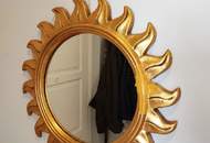 ZENTRAL und doch RUHIG - Das gibt es! 3-Zimmer-Altbauwohnung bester Lage