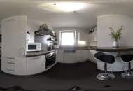 Helle 6-Zimmer-Wohnung mit 2 Balkonen, 2 Bädern und Kamin