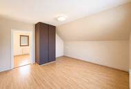 Sonniges Grundstück mit Bestandsobjekt – ideal für Sanierung oder Neubau