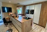 modernisiertes Ferienhaus mit Garage und Gartenhäuschen auf Pachtgrund in Neufeld am See zu verkaufen